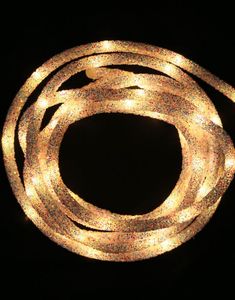 Frostet Lyslenke med Glitter og 100 Varmhvite Lys - Innen- og Utendørsbruk 5 meter