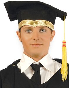 Svart Eksamenshatt med Gullfarget Kant og Dusk