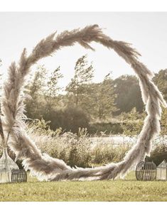 Rosegullfarget Månebue i Metall 2 m - Botanisk Bryllup